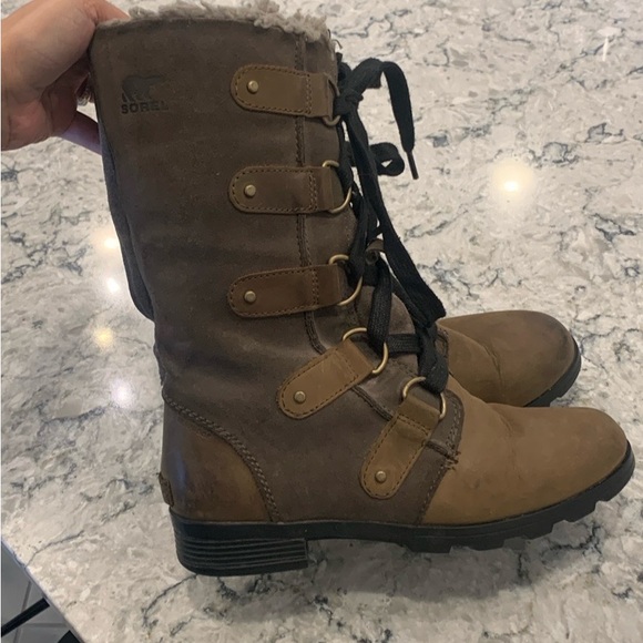 FINAL OFFER-SOREL Emelie Lace Up Winter Boots size 7 - Picture 9 of 14